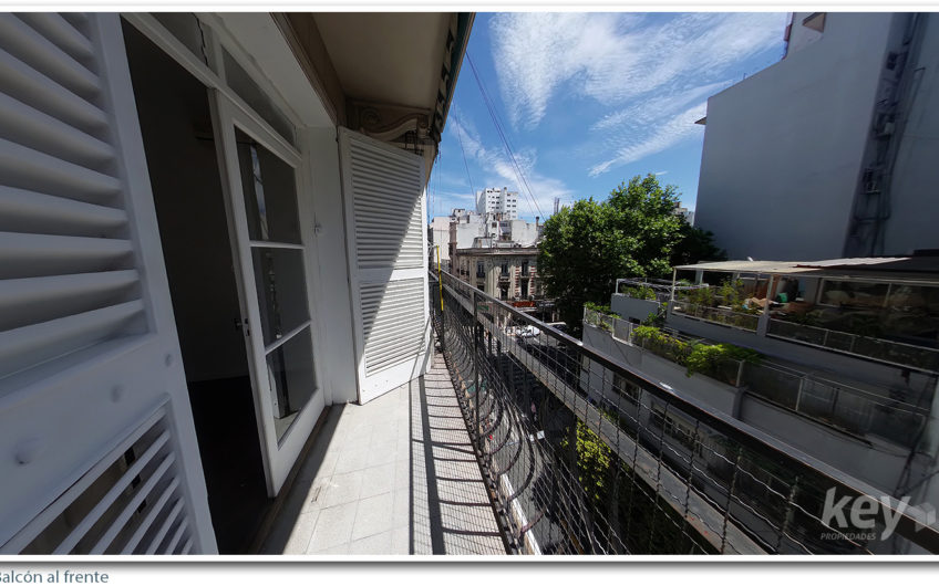 Amplio, luminoso y cómodo 2 ambientes – Uriburu y Av. Corrientes – Balvanera