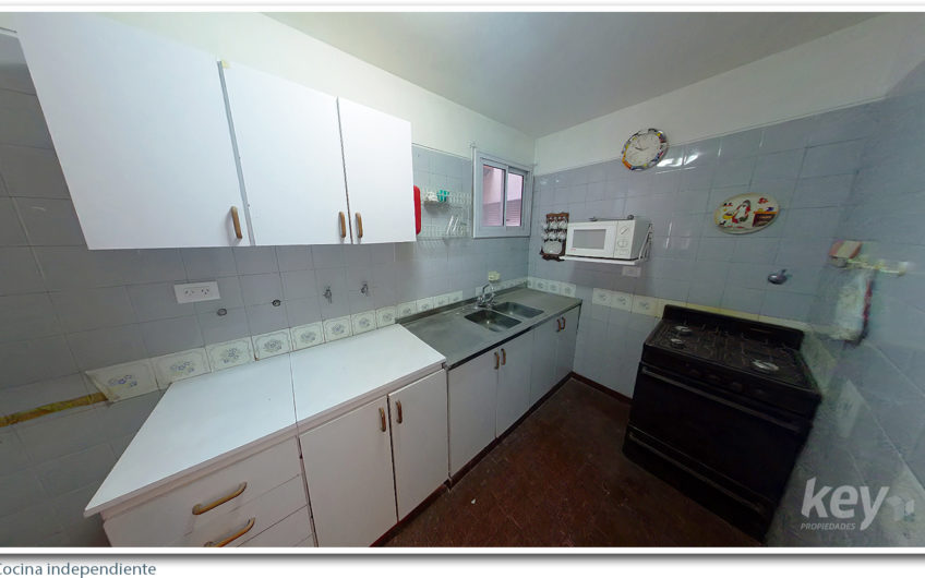 Departamento 3 ambientes en excelente ubicación – Arenales 1300 – Recoleta