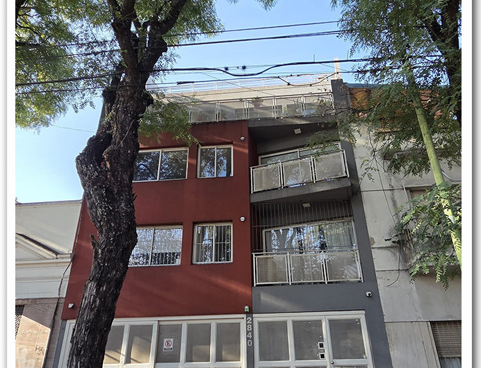 Hermoso departamento 3 ambientes c/ cochera – Parque Patricios – CABA