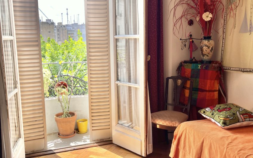 Hermoso departamento 3 ambientes c/ dependencia