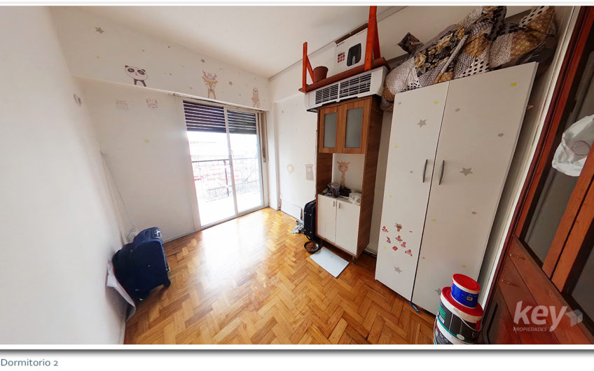 Departamento de 3 ambientes con balcón y cochera – Muy luminoso – Almagro