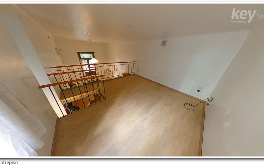 Hermosa casa de 4 ambientes con patio en Las Bases 200 – Liniers