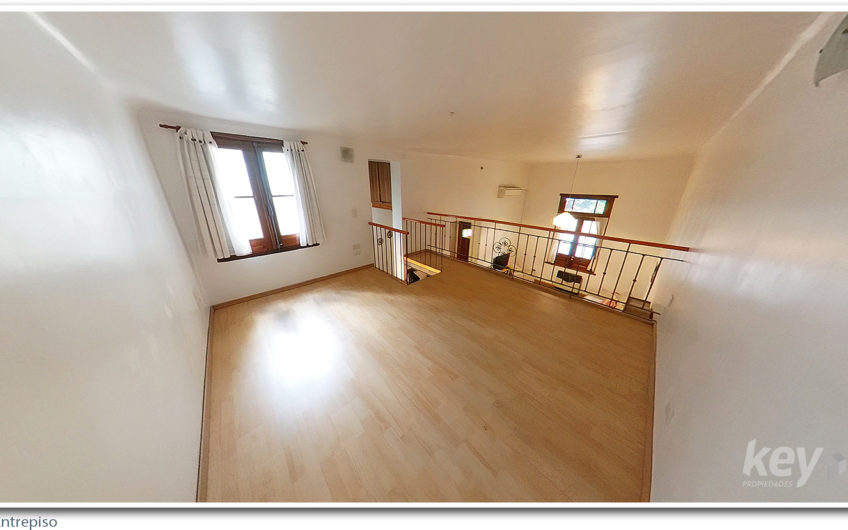 Hermosa casa de 4 ambientes con patio en Las Bases 200 – Liniers